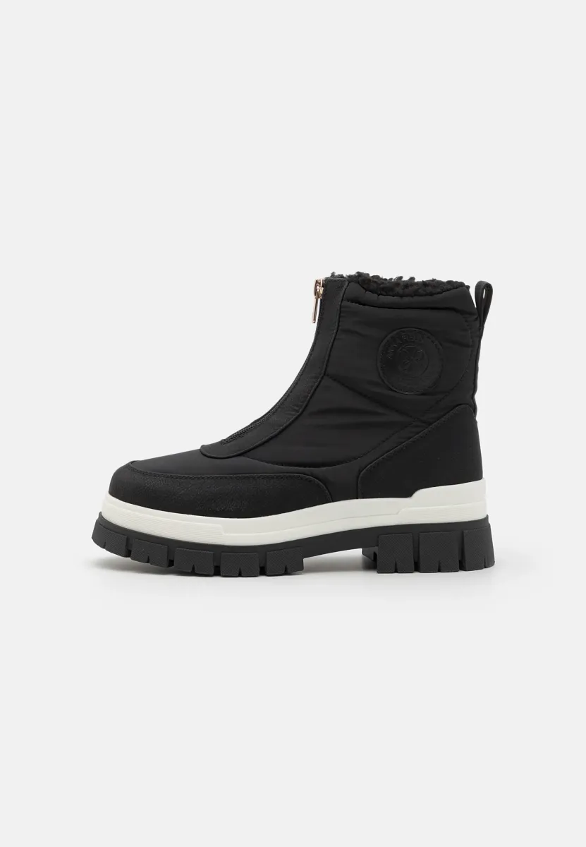 Snowboot/Winterstiefel - black