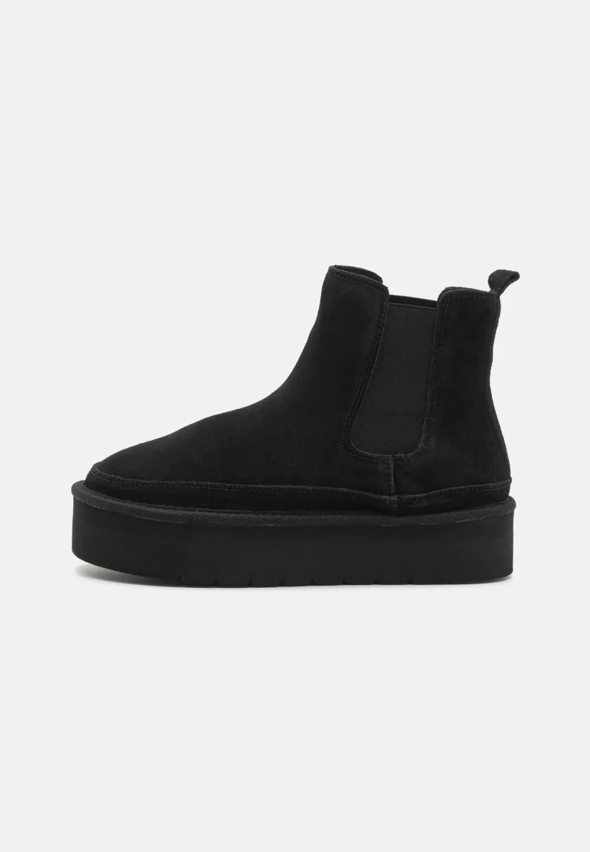 Snowboot/Winterstiefel - black