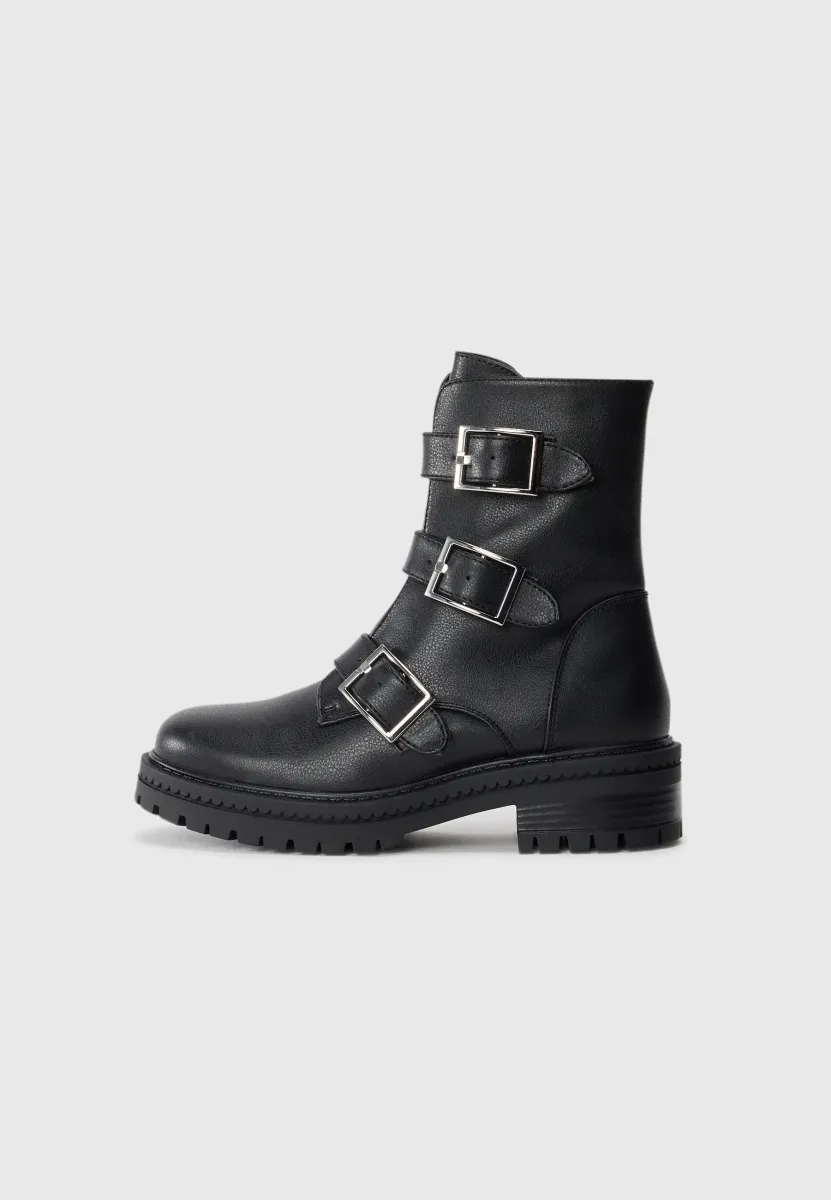 Snowboot/Winterstiefel - black