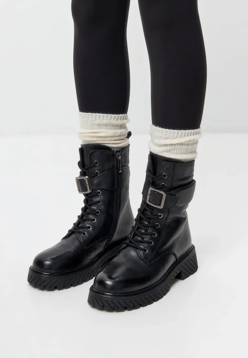 Snowboot/Winterstiefel - black