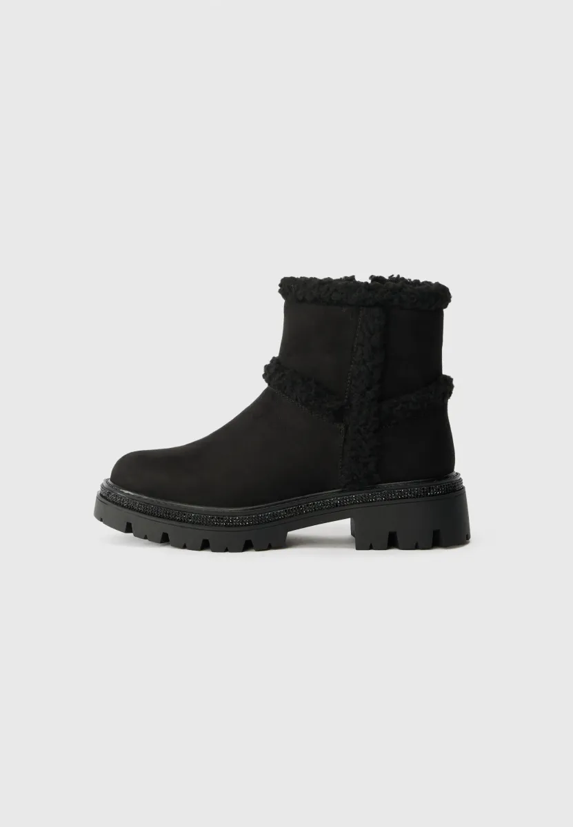 Snowboot/Winterstiefel - black