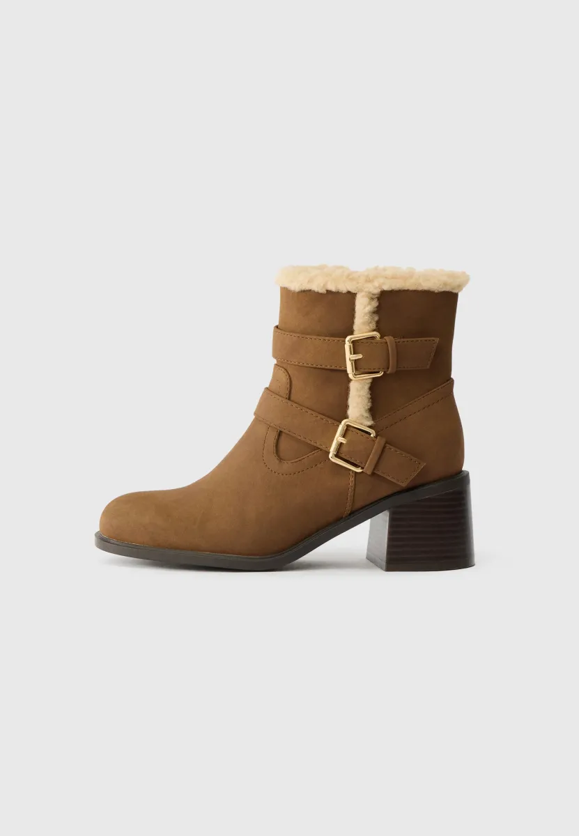 Snowboot/Winterstiefel - cognac