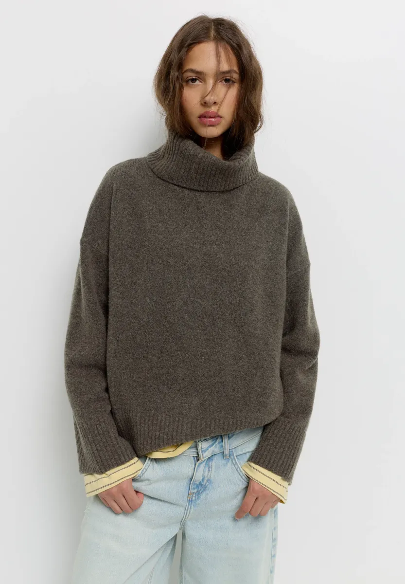 SOFT - Strickpullover - brown