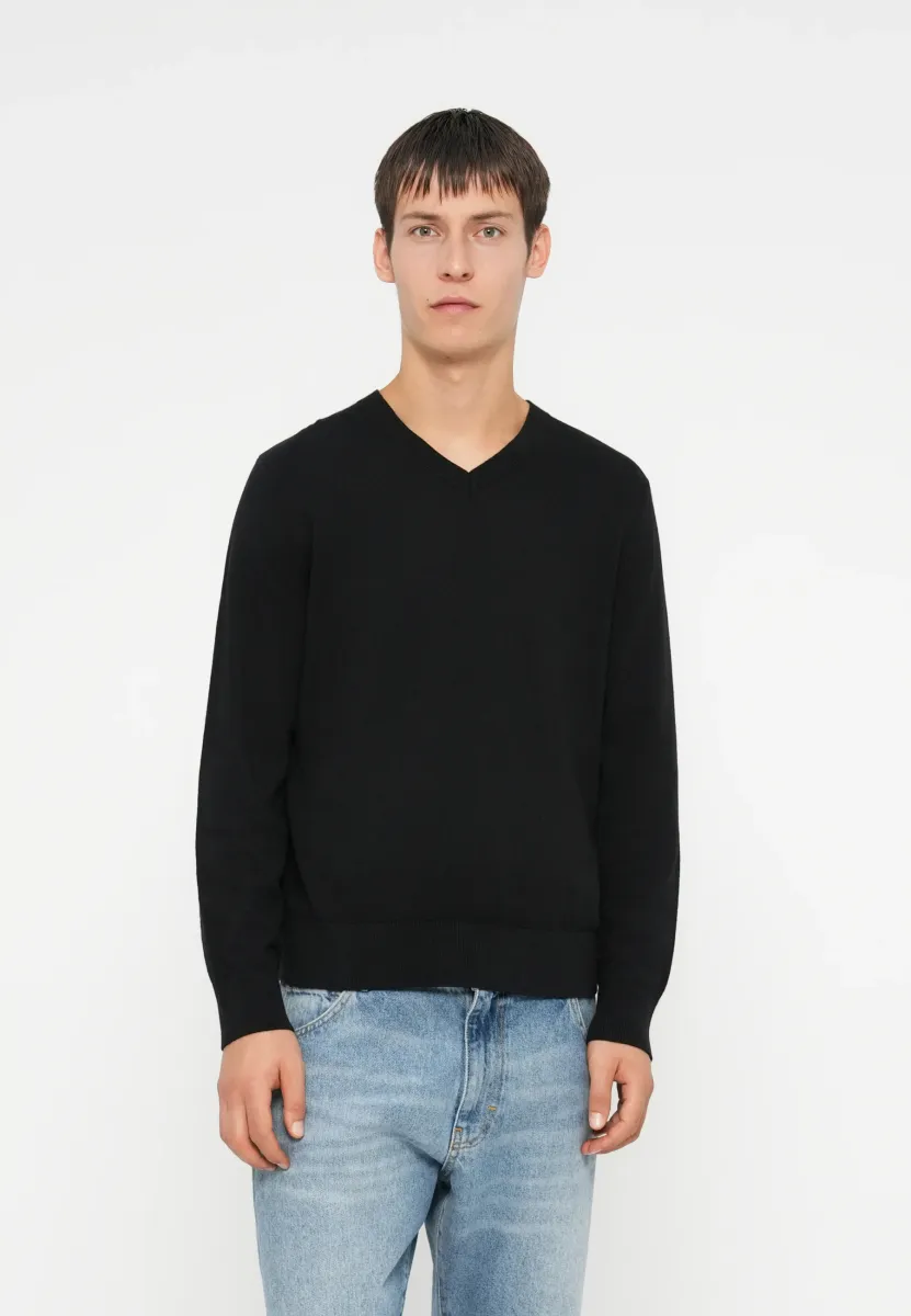SOLID CORE VEE - Strickpullover - black