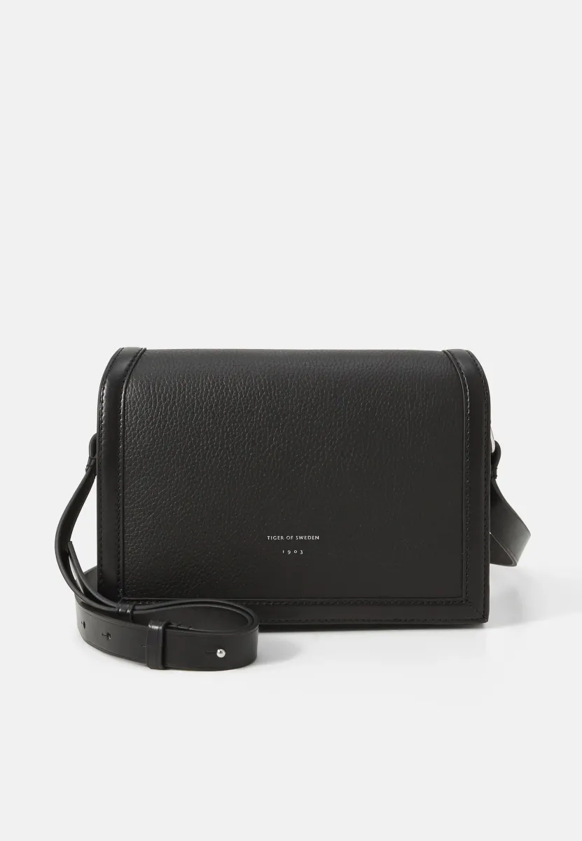 SONTI UNISEX - Umhängetasche - black