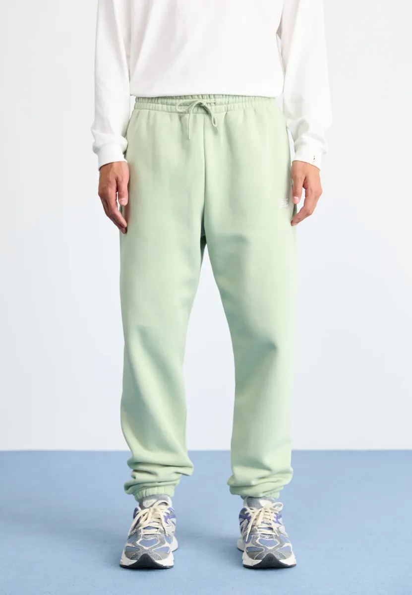 SPORT ESSENTIALS JOGGER - Jogginghose - green