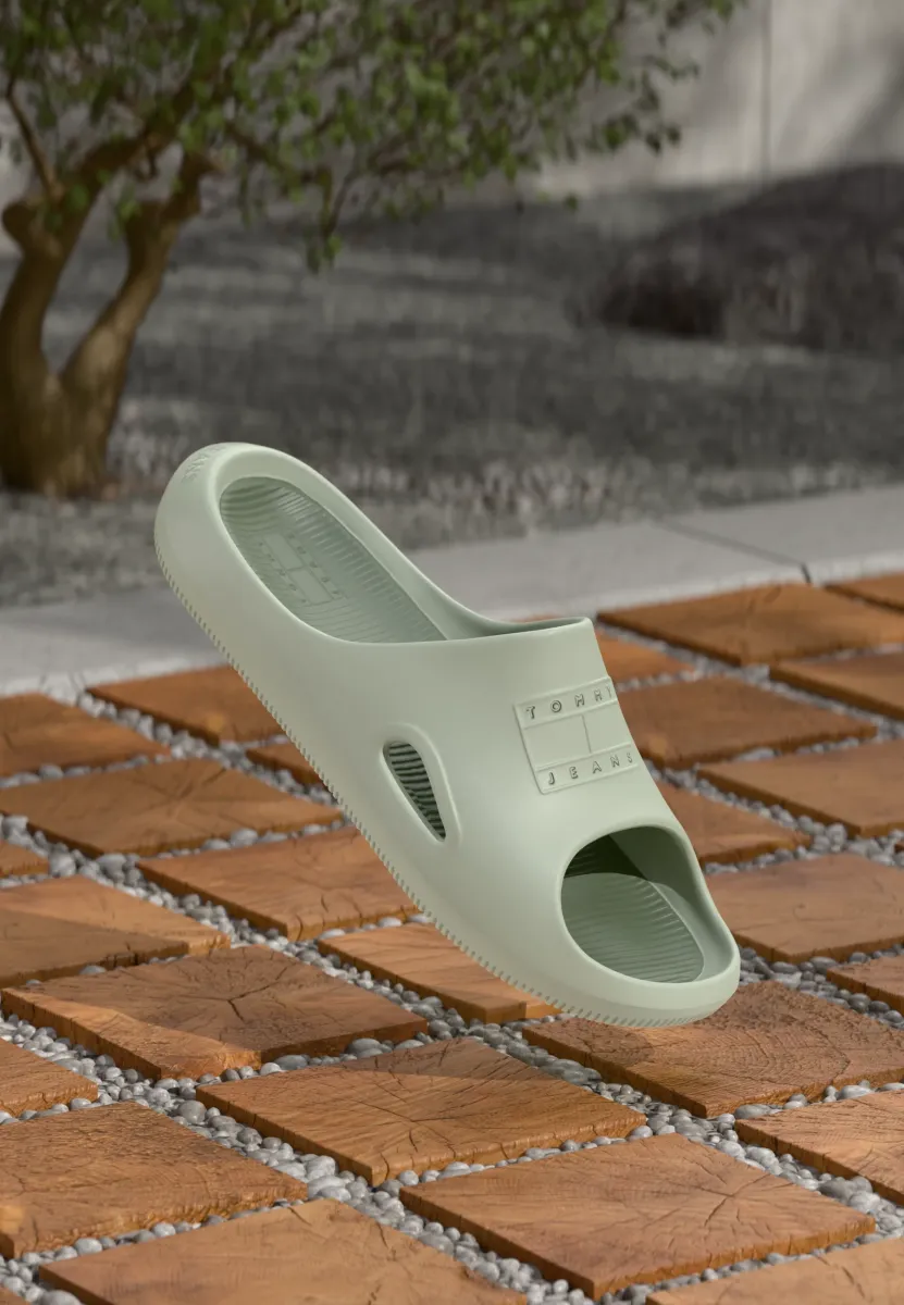 SPORTY POOL SLIDE - Pantolette flach - misty sage