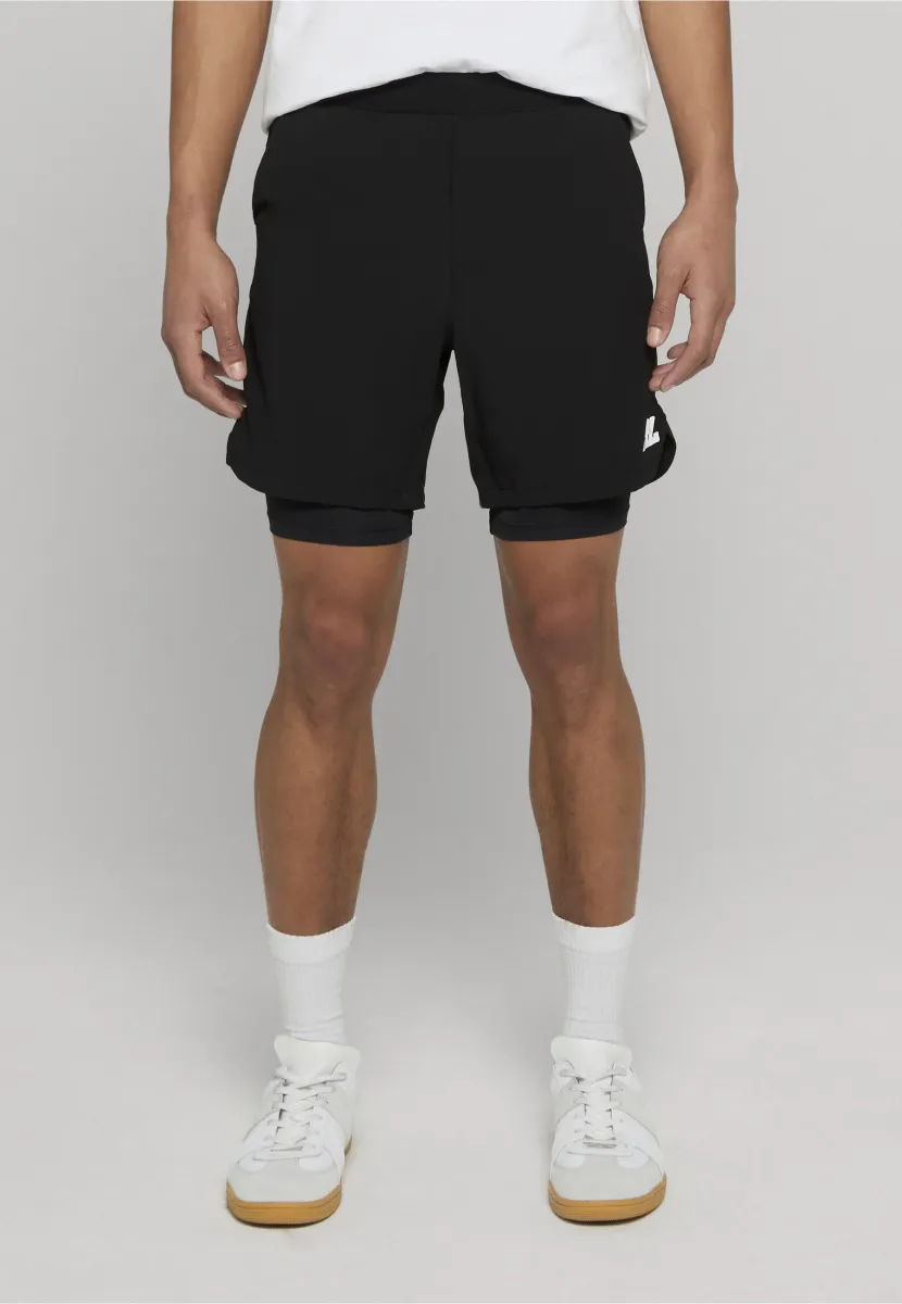 SRC  2 IN 1  - Shorts - black