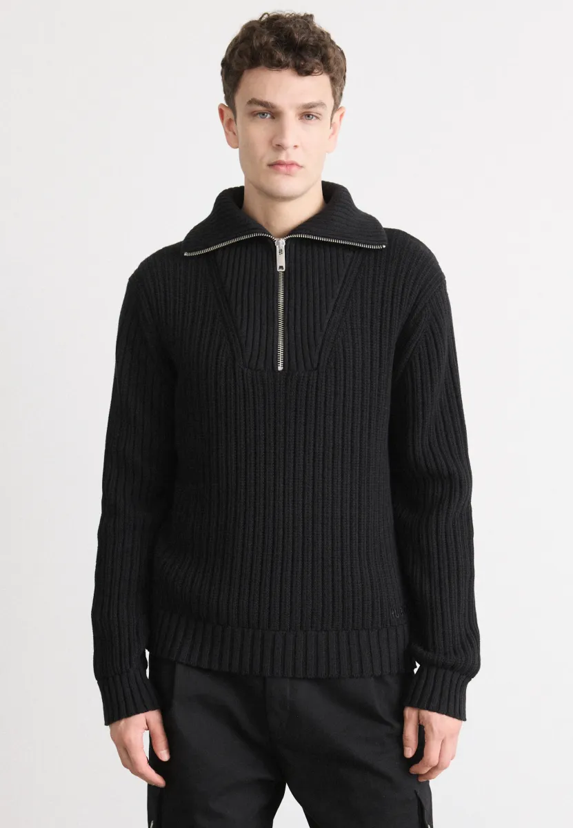 SRIGG - Strickpullover - black