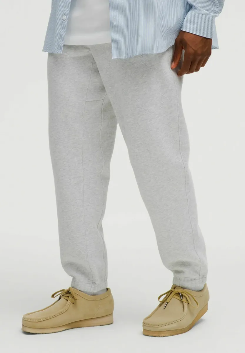 STEADY STATE CLASSIC-FIT JOGGER REGULAR - Jogginghose - heathered core ultra light grey