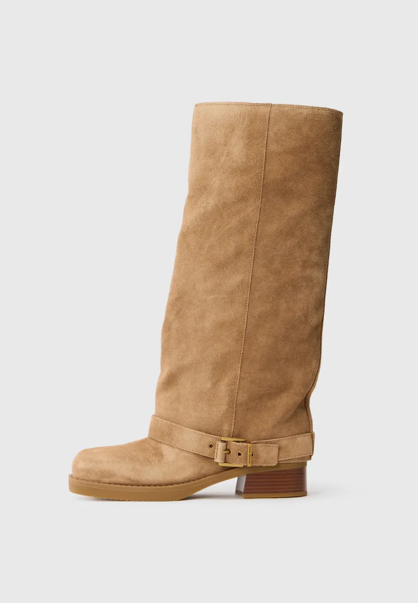 Stiefel - husk
