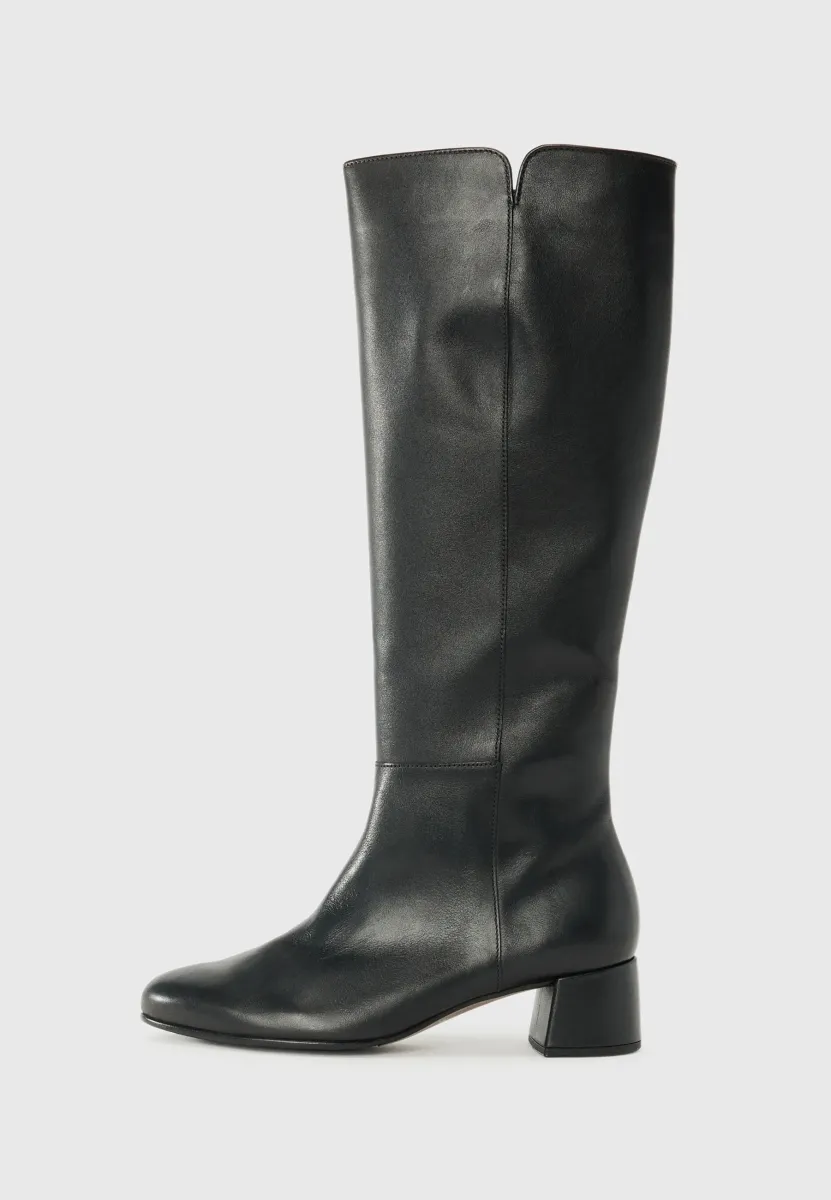 Stiefel - schwarz