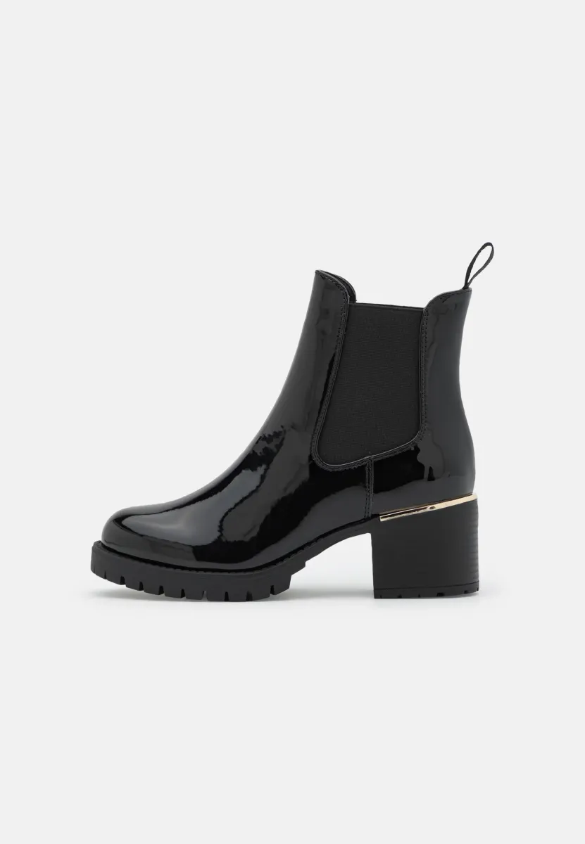 Stiefelette - black