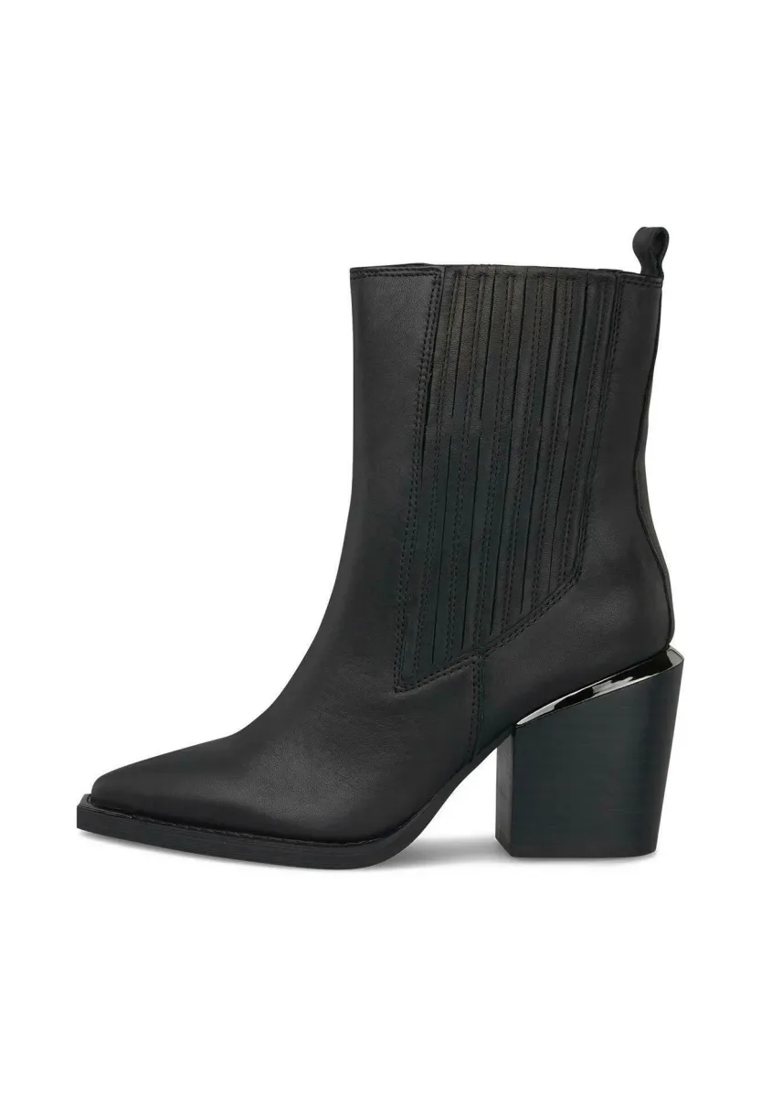 Stiefelette - black