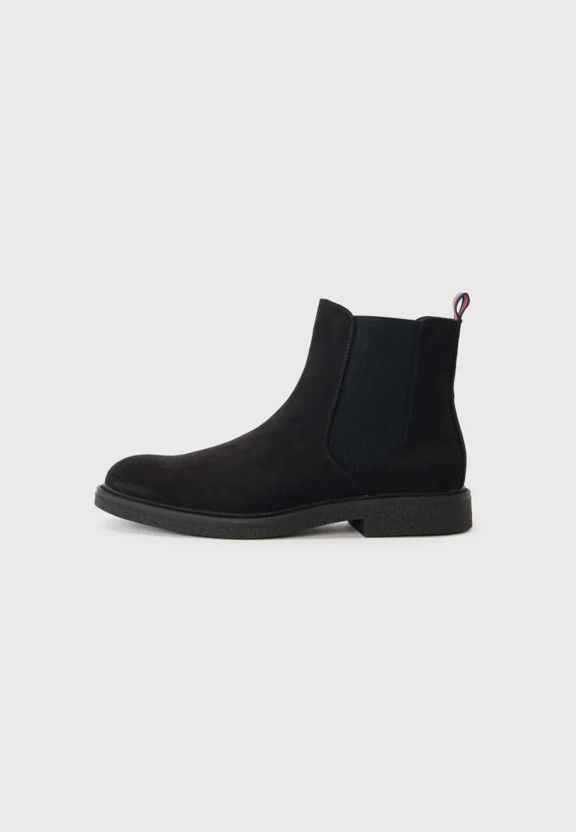 Stiefelette - black