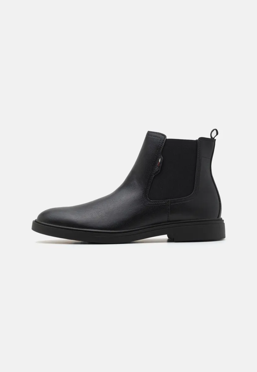 Stiefelette - black