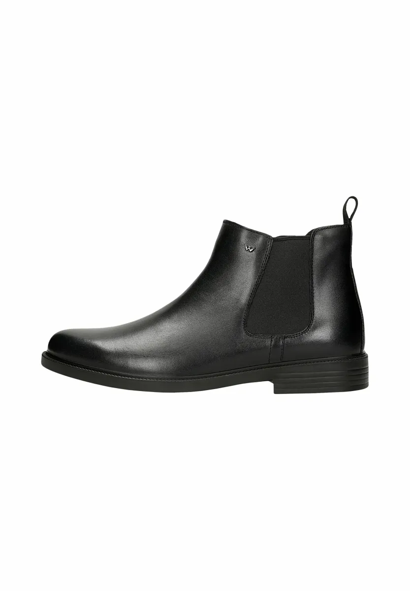 Stiefelette - black
