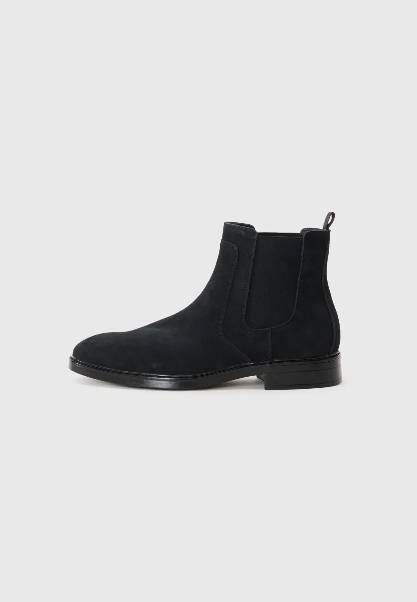Stiefelette - black