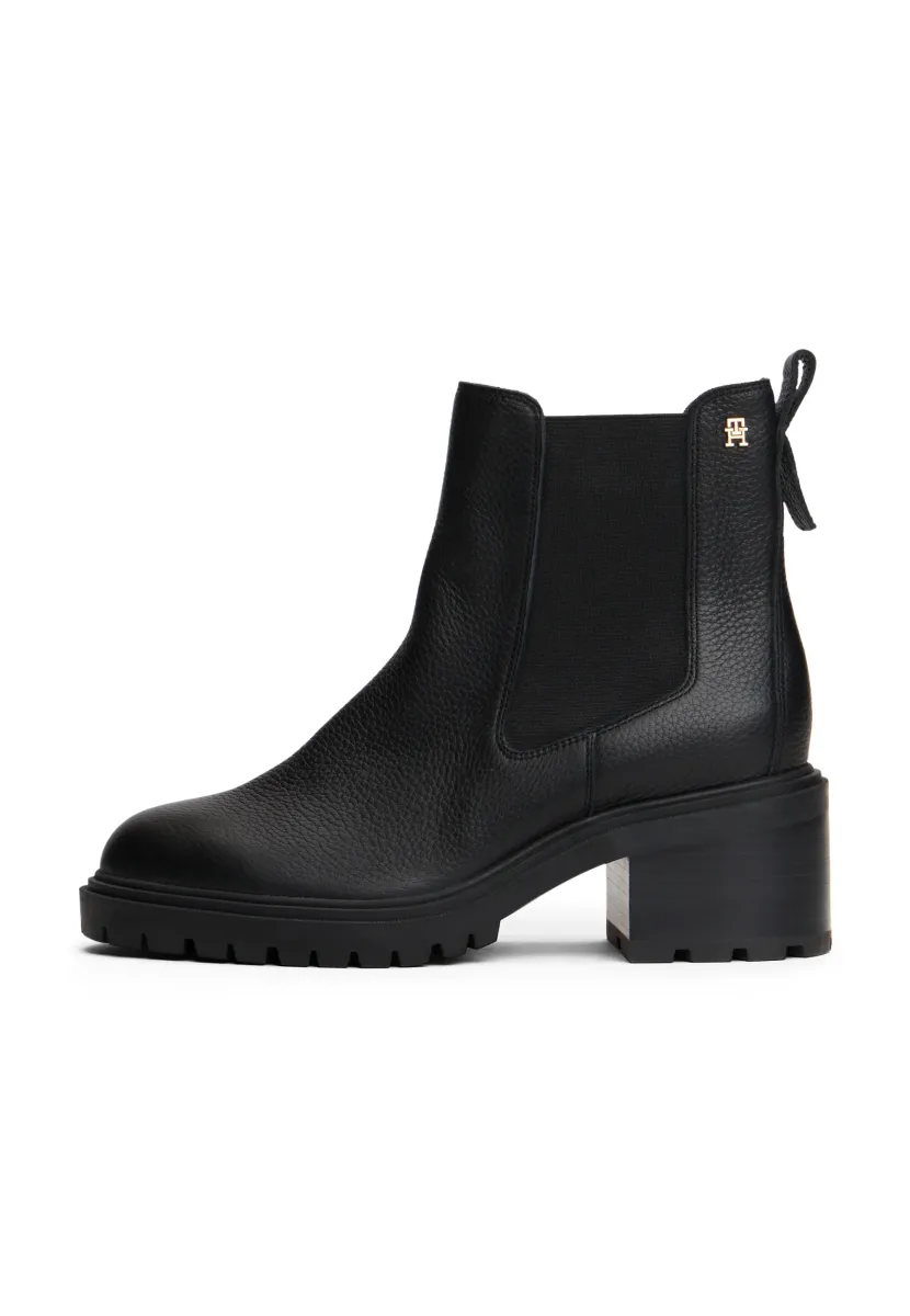 Stiefelette - black