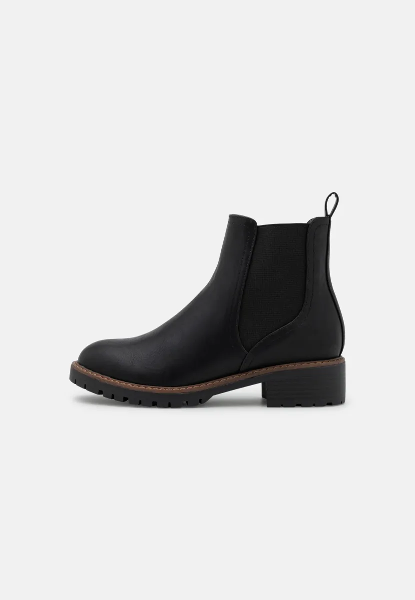Stiefelette - black