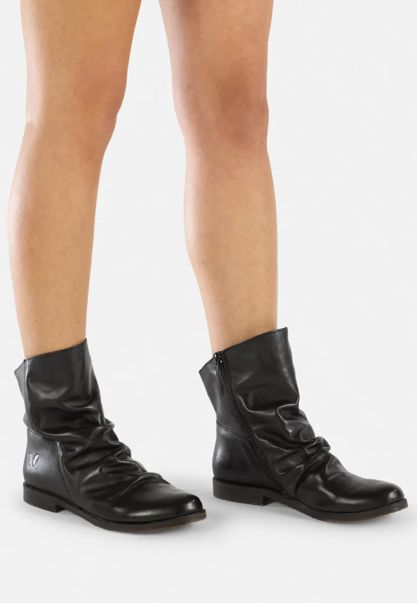Stiefelette - black