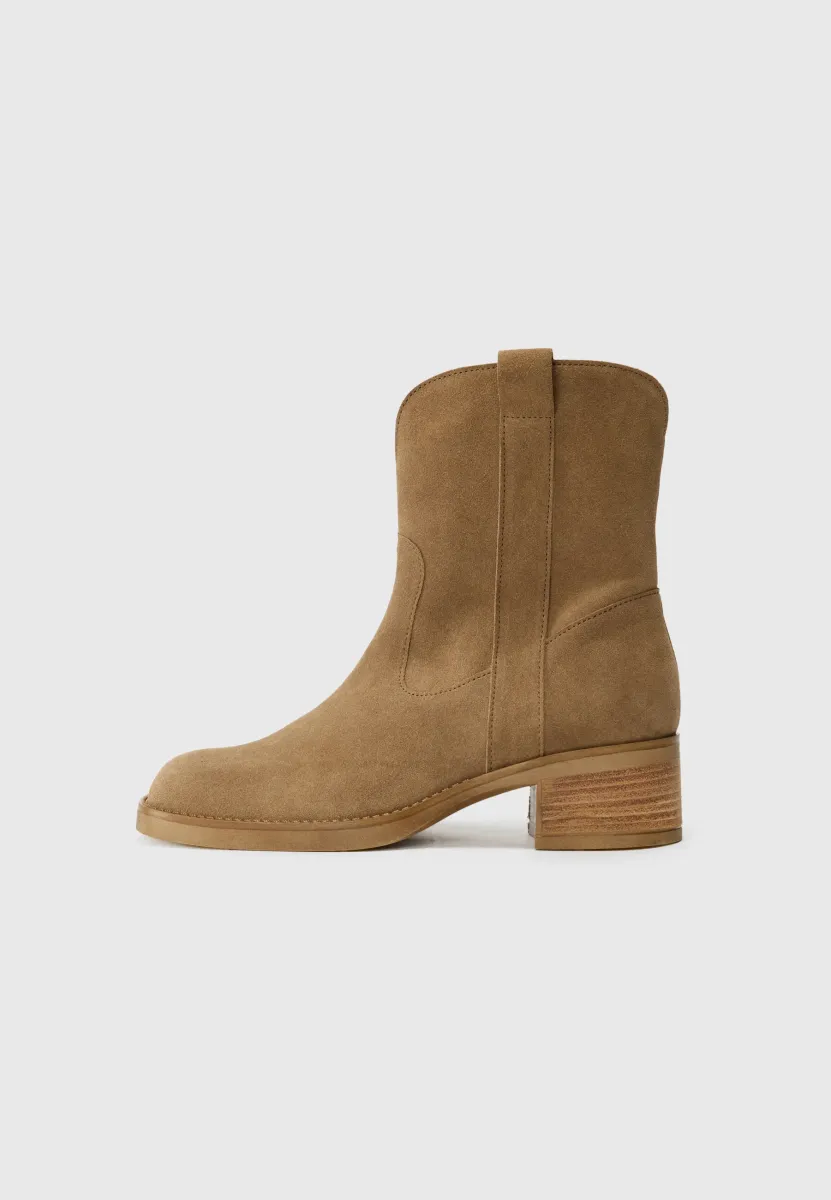 Stiefelette - farro