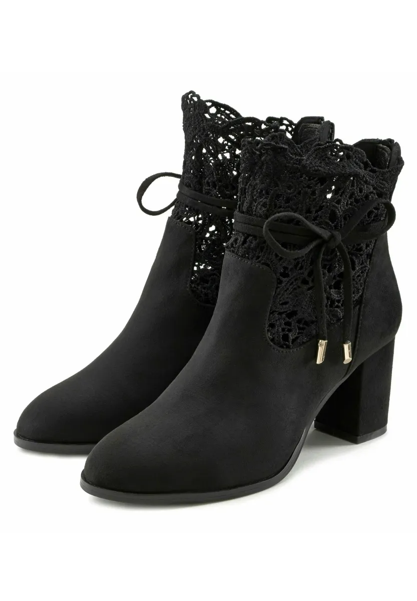 Stiefelette - schwarz