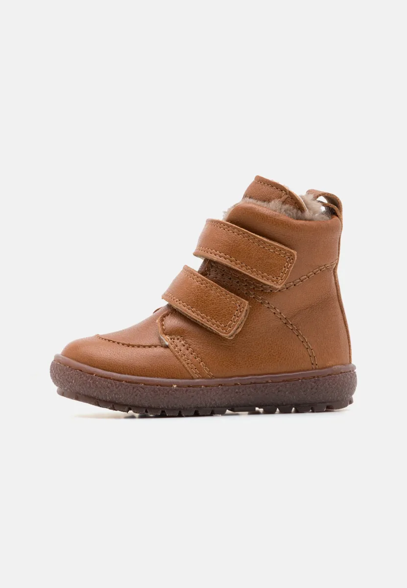 STORM UNISEX - Lauflernschuh - cognac