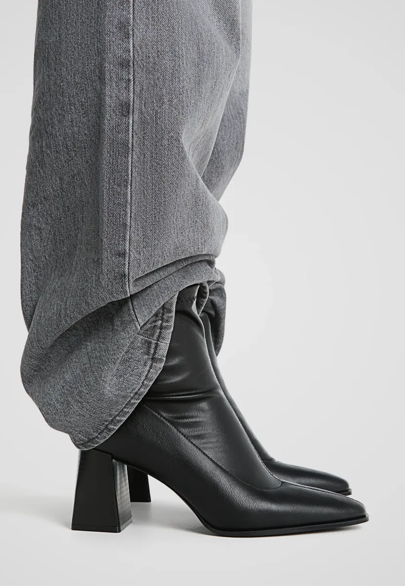 STRETCH - Stiefelette - black