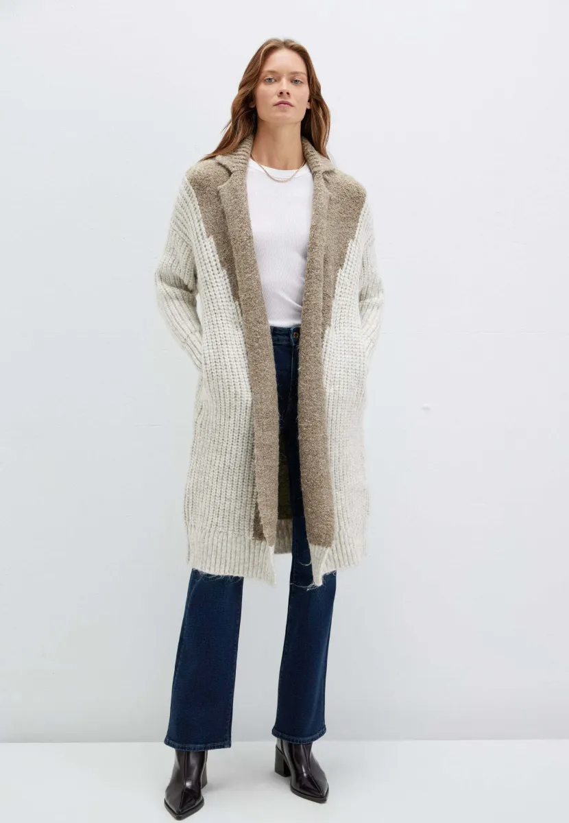 Strickjacke - beige