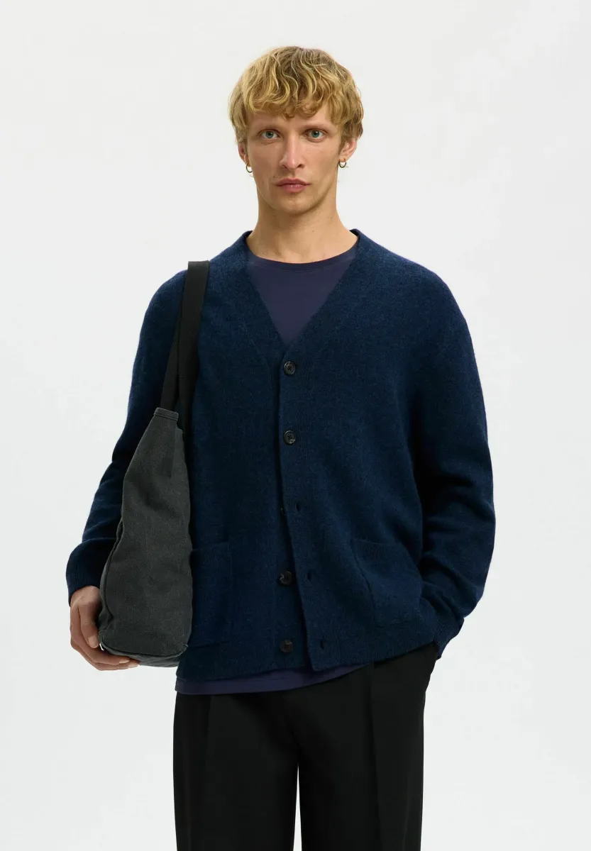Strickjacke - sky captain