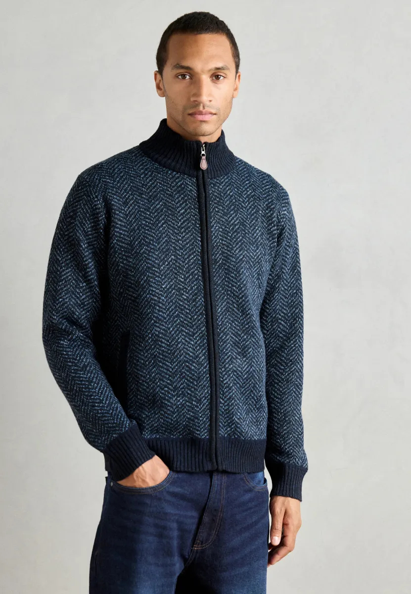 Strickjacke - sky captain