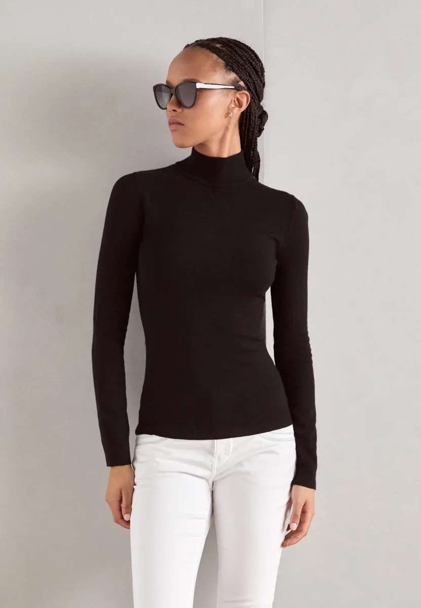Strickpullover - black