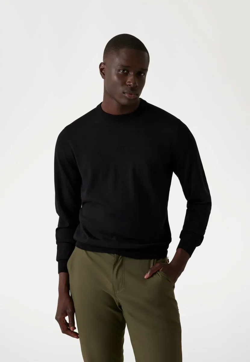 Strickpullover - schwarz