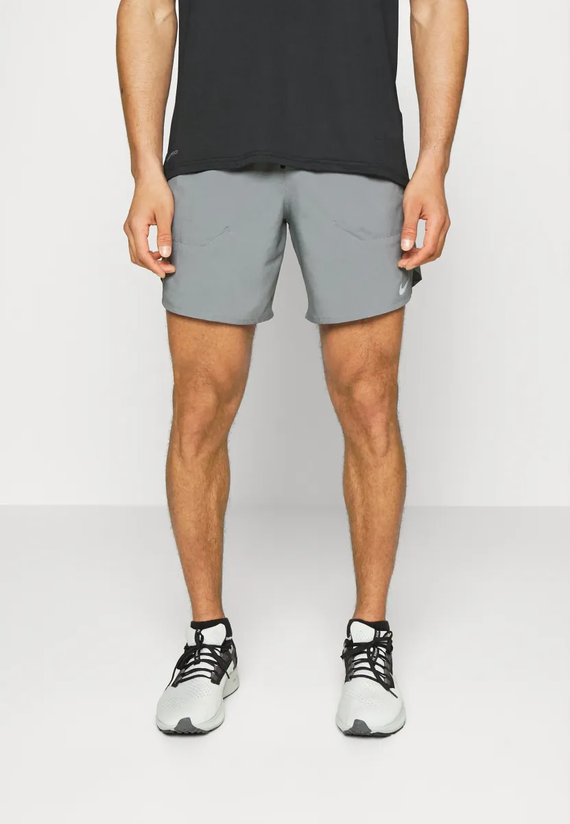 STRIDE SHORT - Kurze Sporthose - smoke grey/black