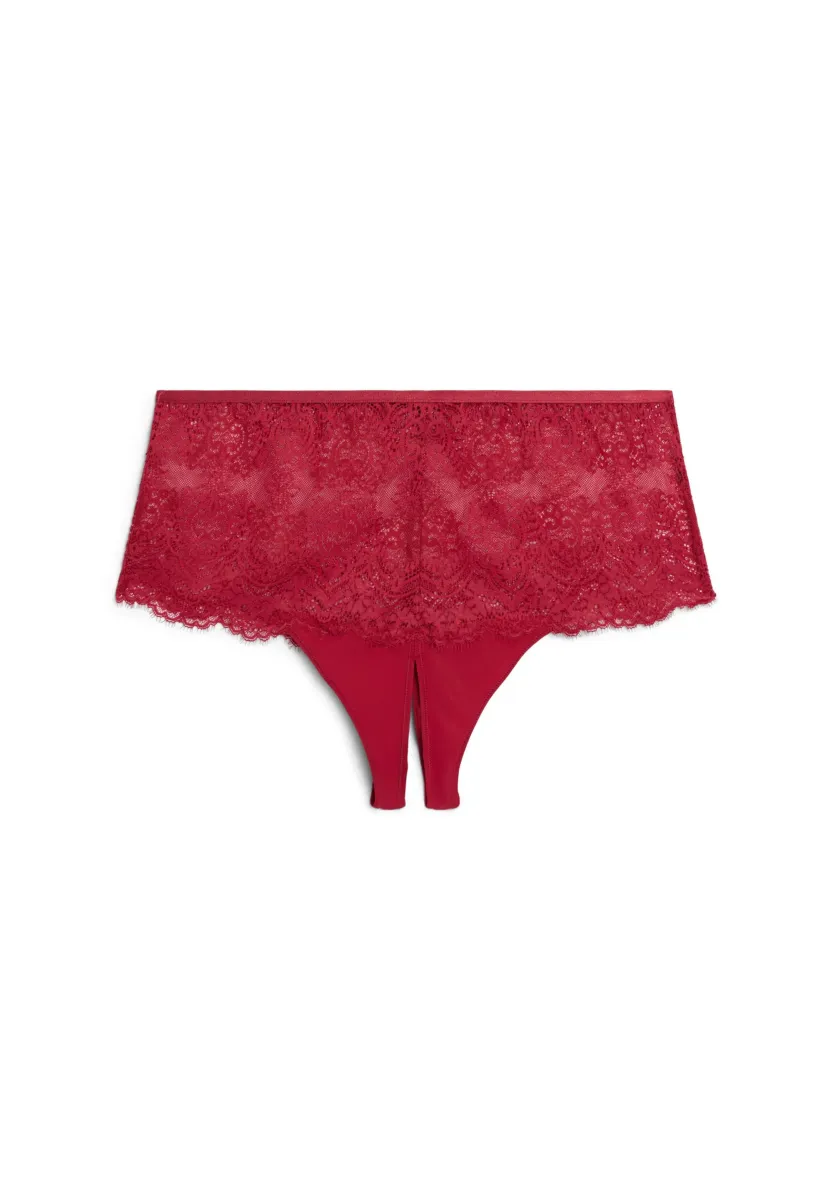 String - karanda red
