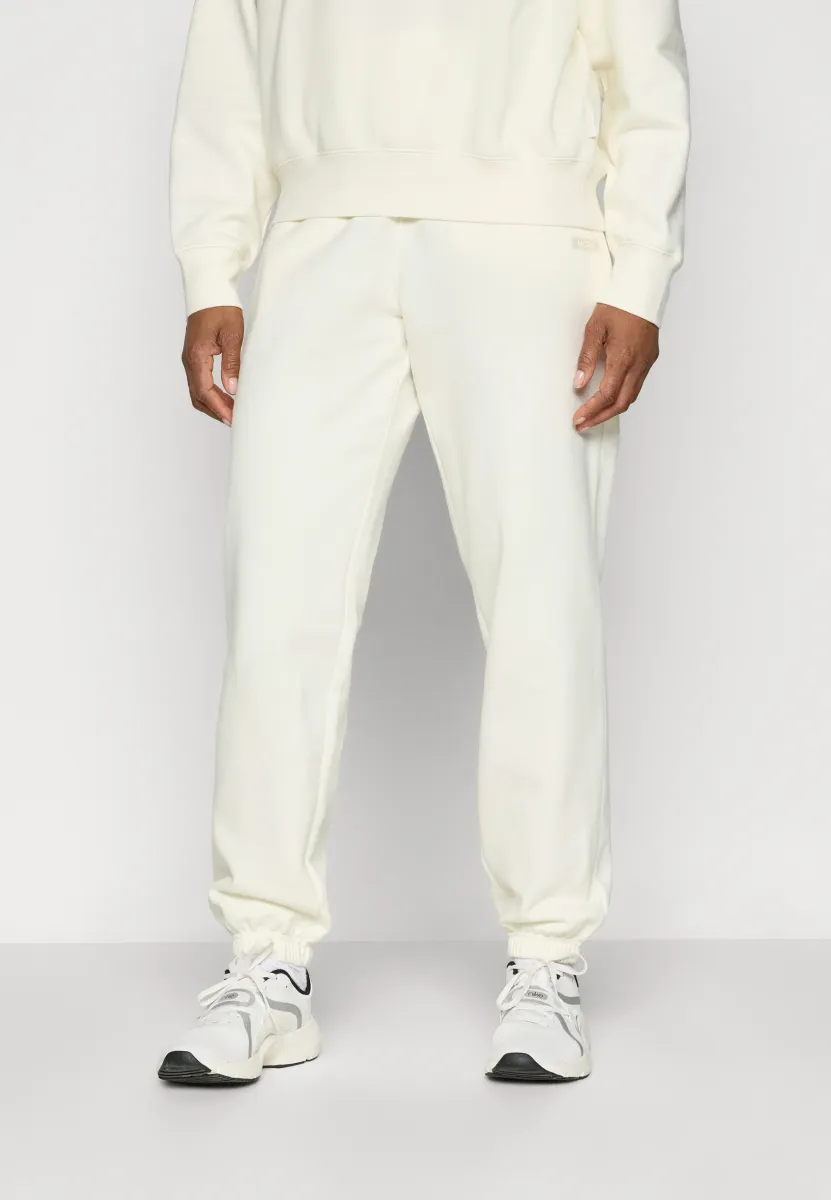 STUDIO SWEATPANTS - Jogginghose - cannoli cream