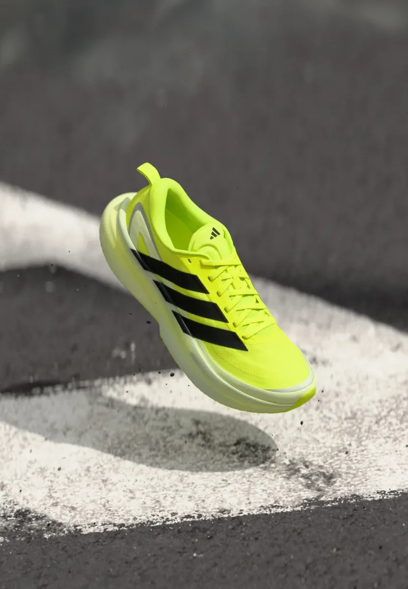 SUPERNOVA GLIDE - Laufschuh Straße - solar yellow/core black/matte silver-coloured