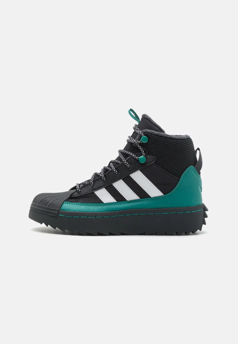 SUPERSTAR - Sneaker high - core black/footwear white/active green
