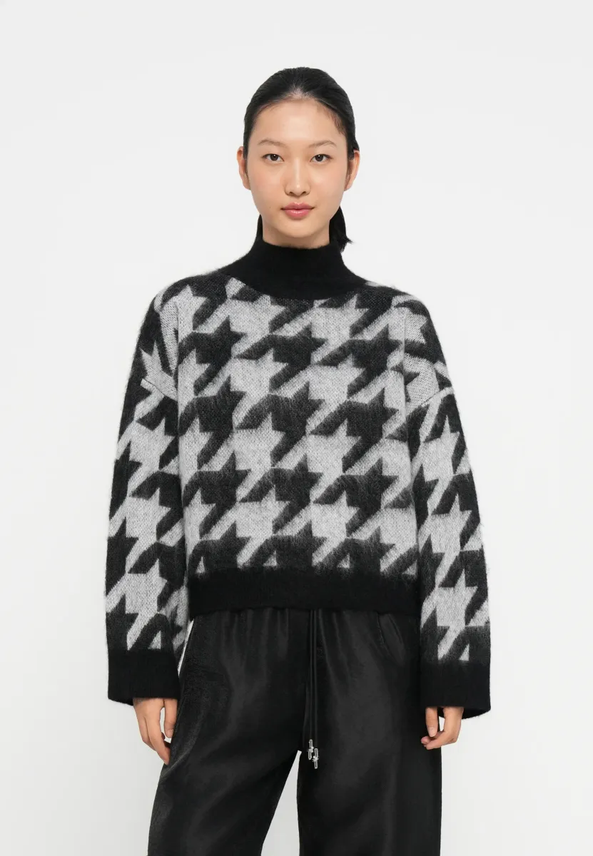 SWAN - Strickpullover - black