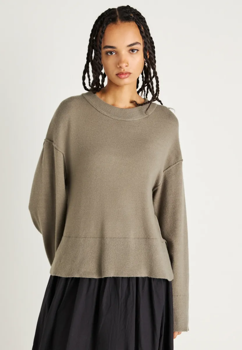 SWEATER - Strickpullover - khaki