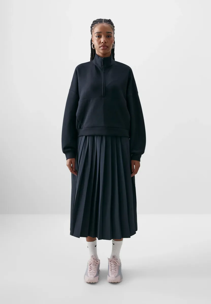 Sweatshirt - black