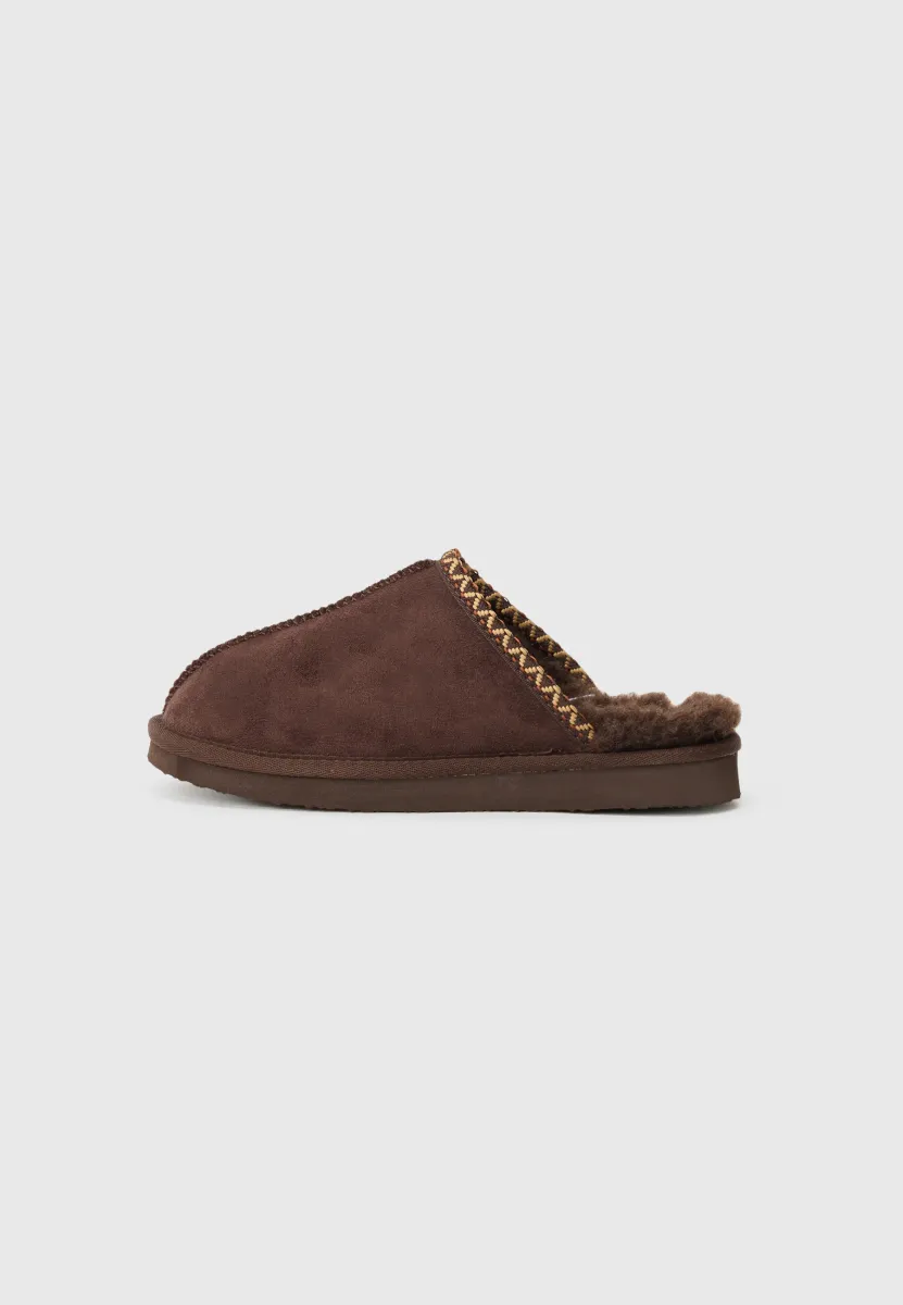 SWEETIE BINDED - Pantolette flach - dark brown