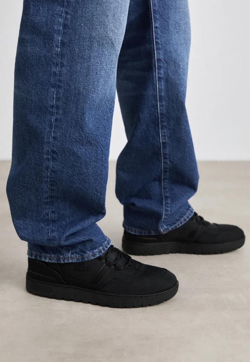 T-CLIP - Sneaker low - black