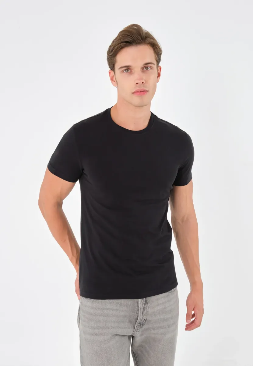 T-Shirt basic - black