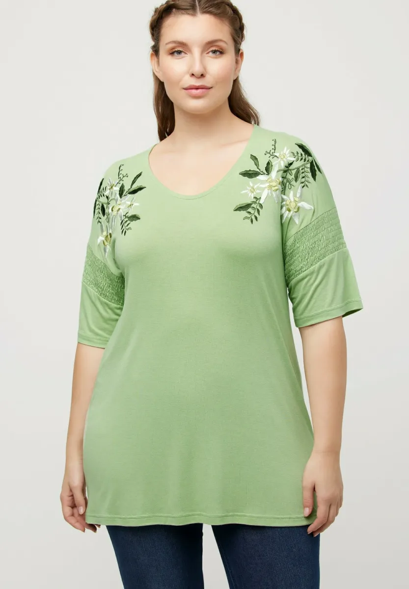 T-Shirt print - light green