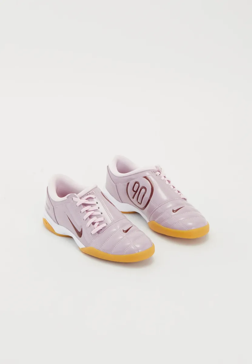 T90 UNISEX - Sneaker low - pink foam/team red/white/gum brown