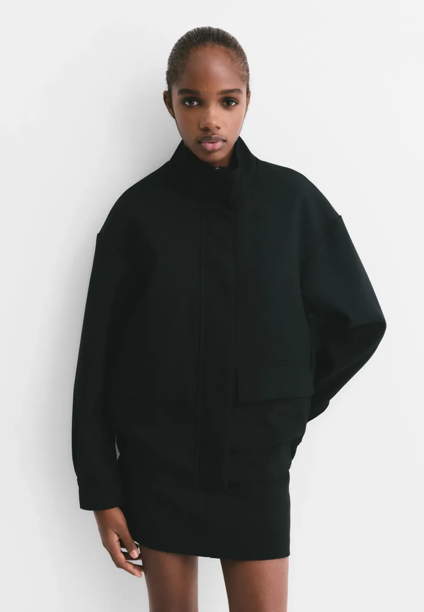TAILORED FIT WITH A HIGH NECK  - Leichte Jacke - black