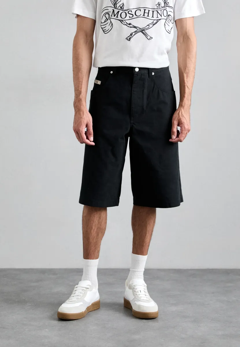 TAPE - Shorts - black