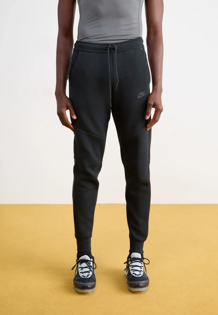 TECH FLEECE - Jogginghose - schwarz